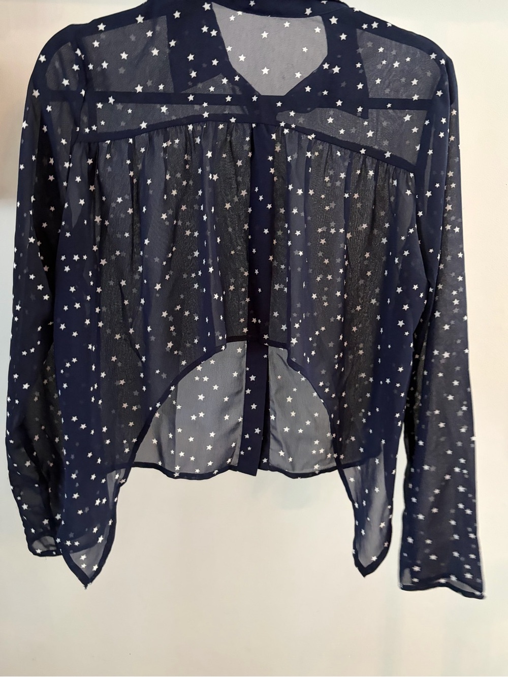 Navy Star-Print Sheer Button-Front Blouse crop front size small